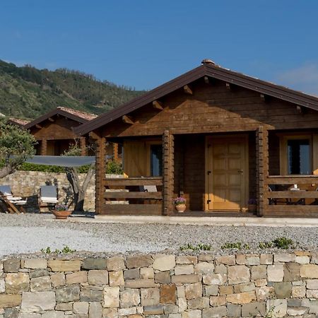 Chalet Tenuta Lacco Furnari Eksteriør bilde